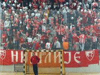 gal/2004-2005/zeleznicar_zvezda_rukomet/_thb_1.gif