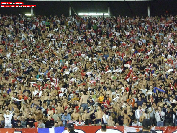 gal/2008-2009/cz_apoel/delije6.jpg