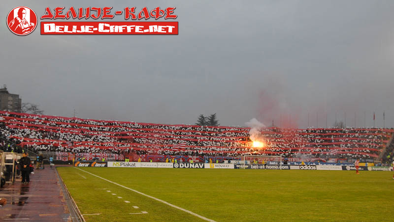 gal/2010-2011/partizan_CZ_kup/delije04.jpg