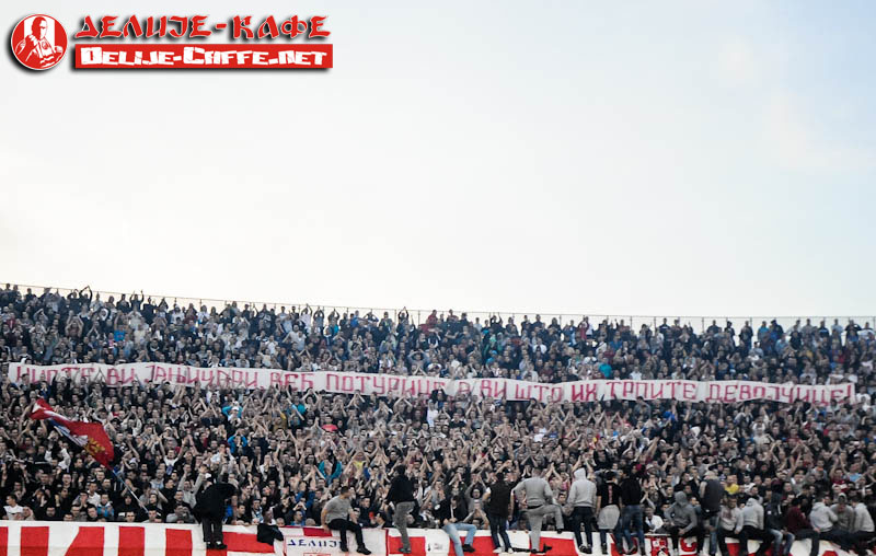 gal/2013-2014/partizan_cz_derbi146/delije20.jpg