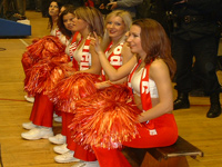 gal/cheerleaders/_thb_na_klupi.jpg